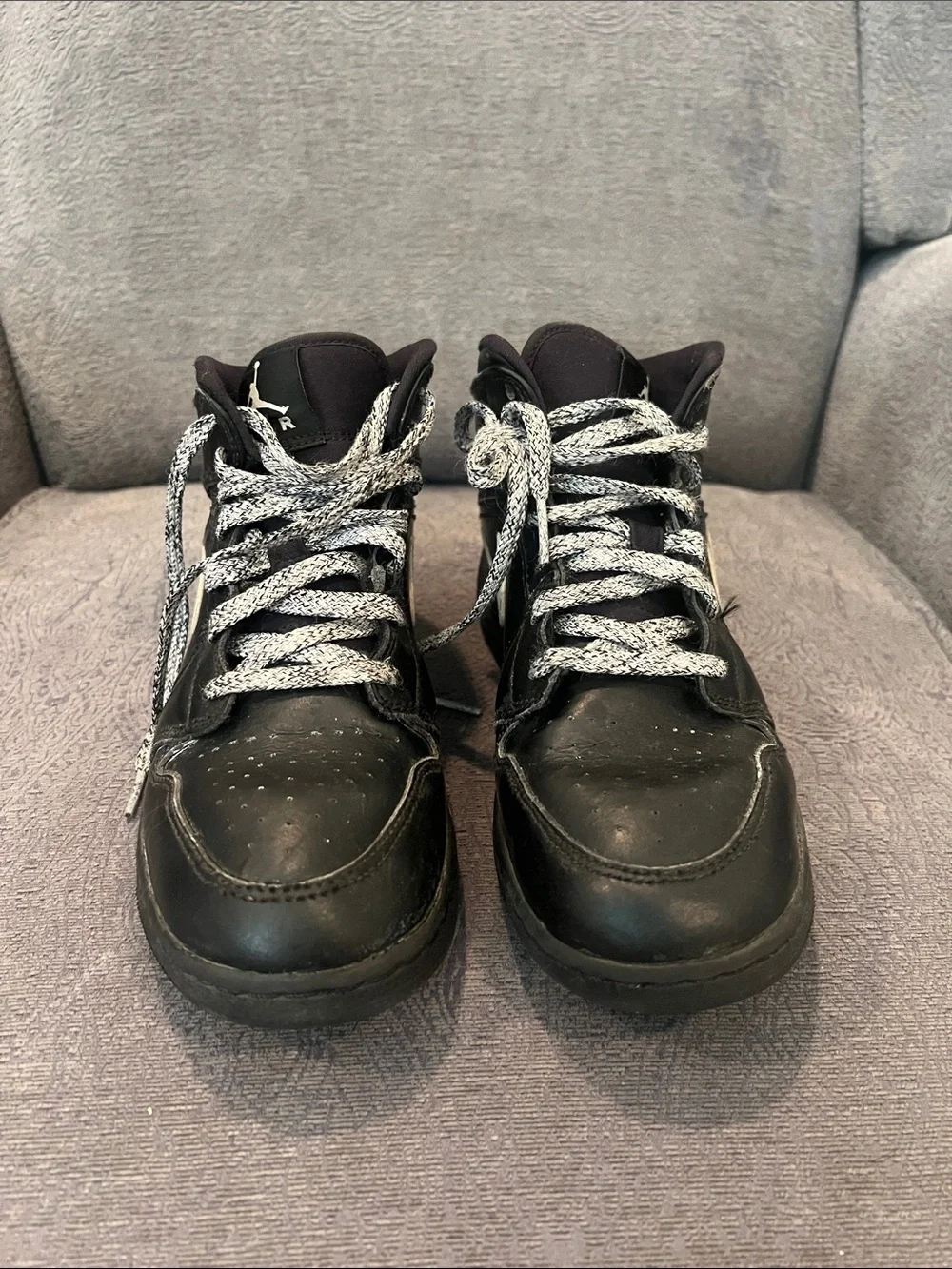 Nike youth high