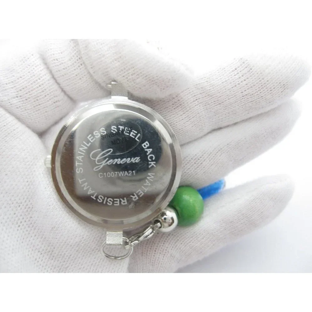 Women's Geneva  Analog 35mm Dial Causal Round Watch (D993)