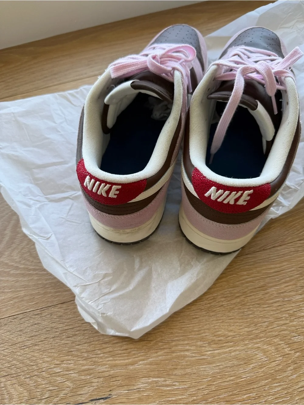 Nike low top
