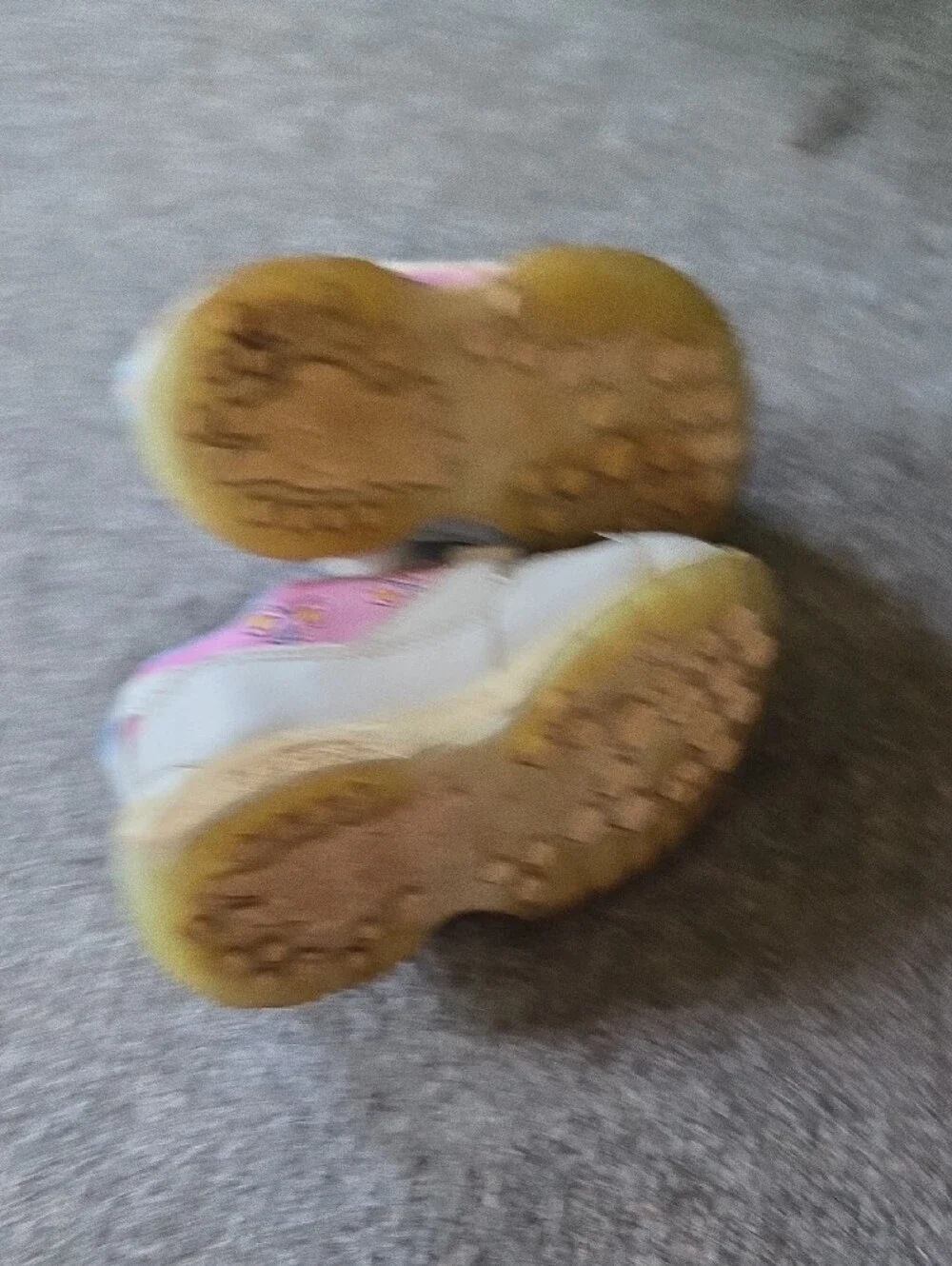 Vintage Winnie The Pooh  Sneakers with Velcro