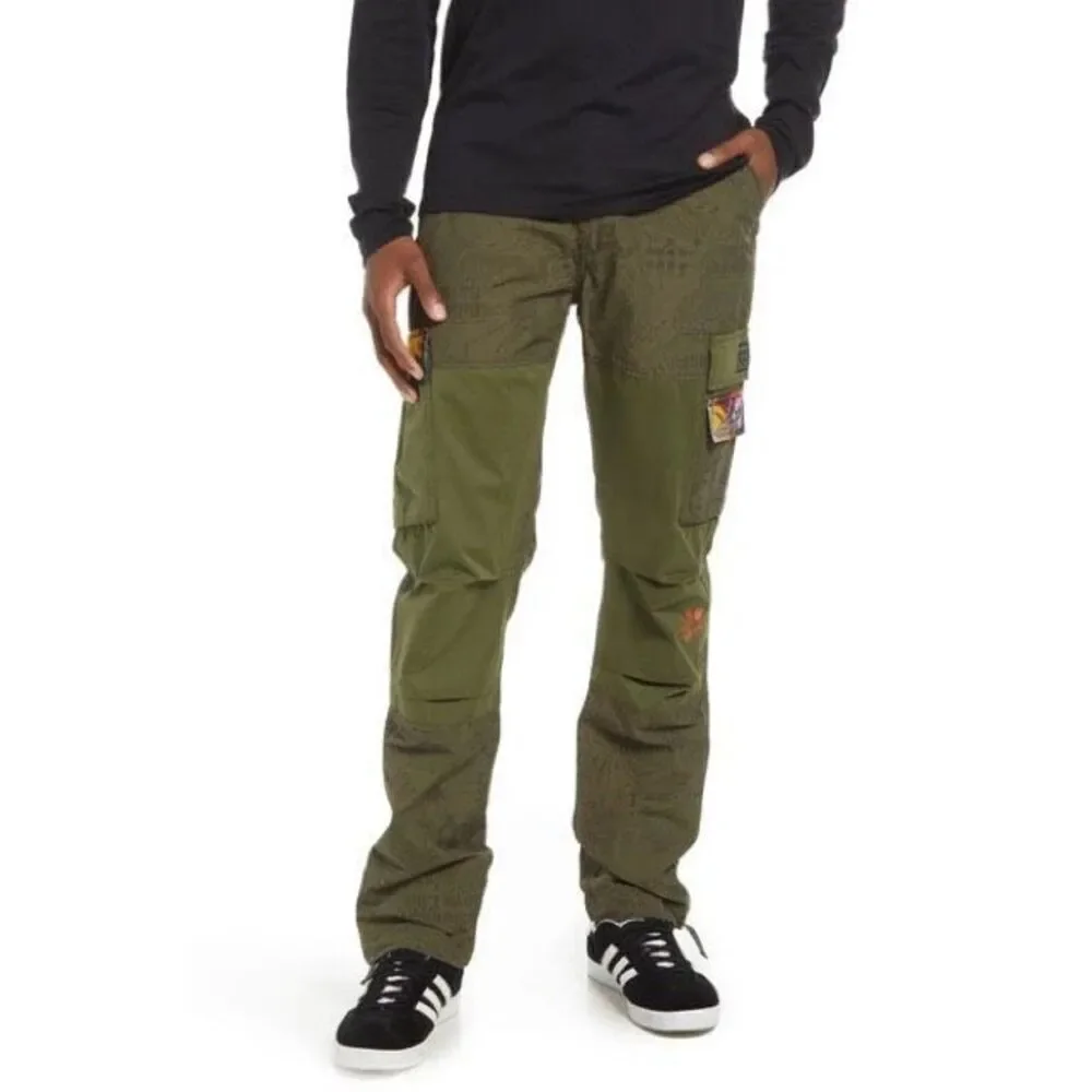 Billionaire Boys Club pockets features