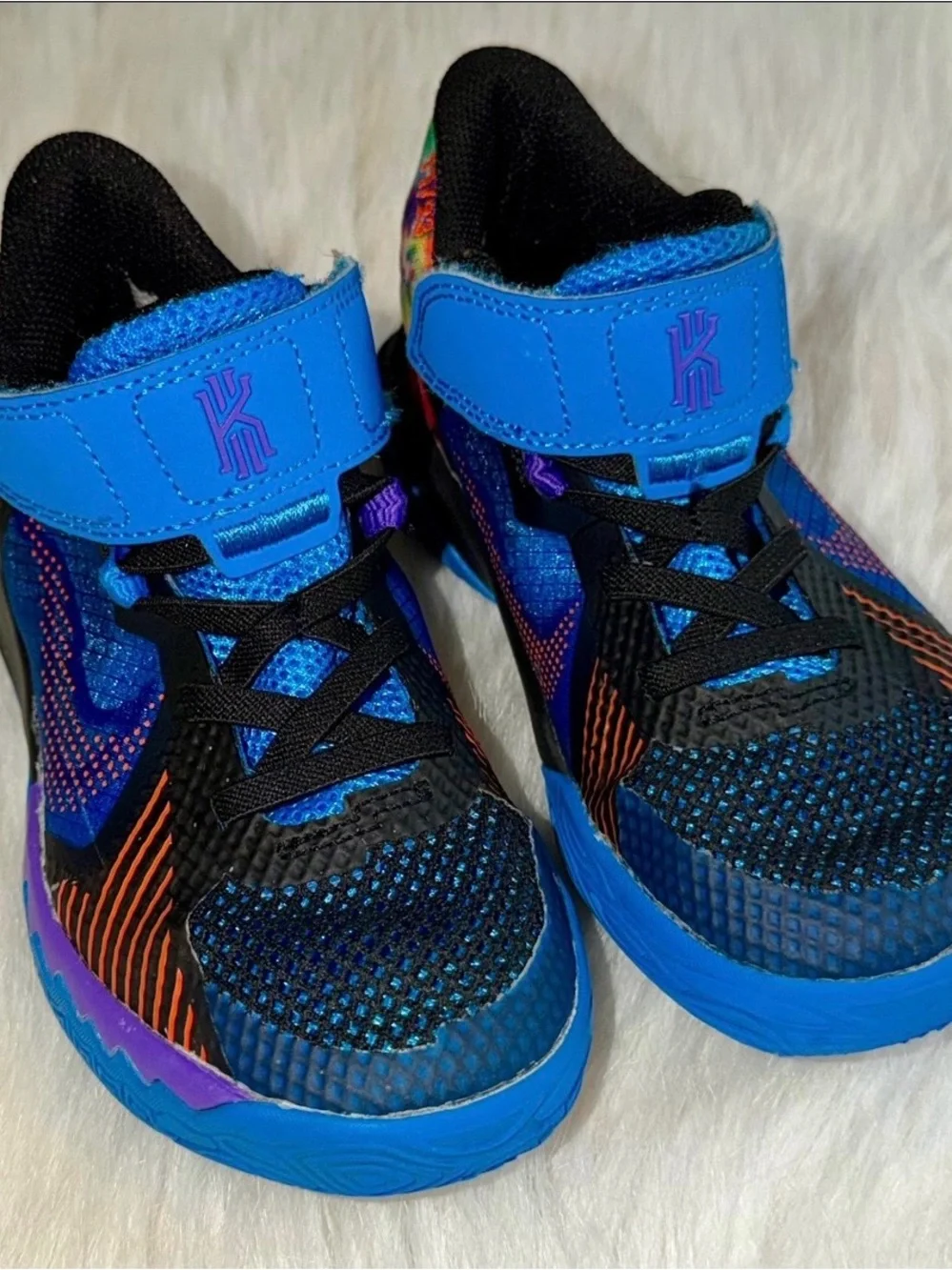 Nike youth sneakers