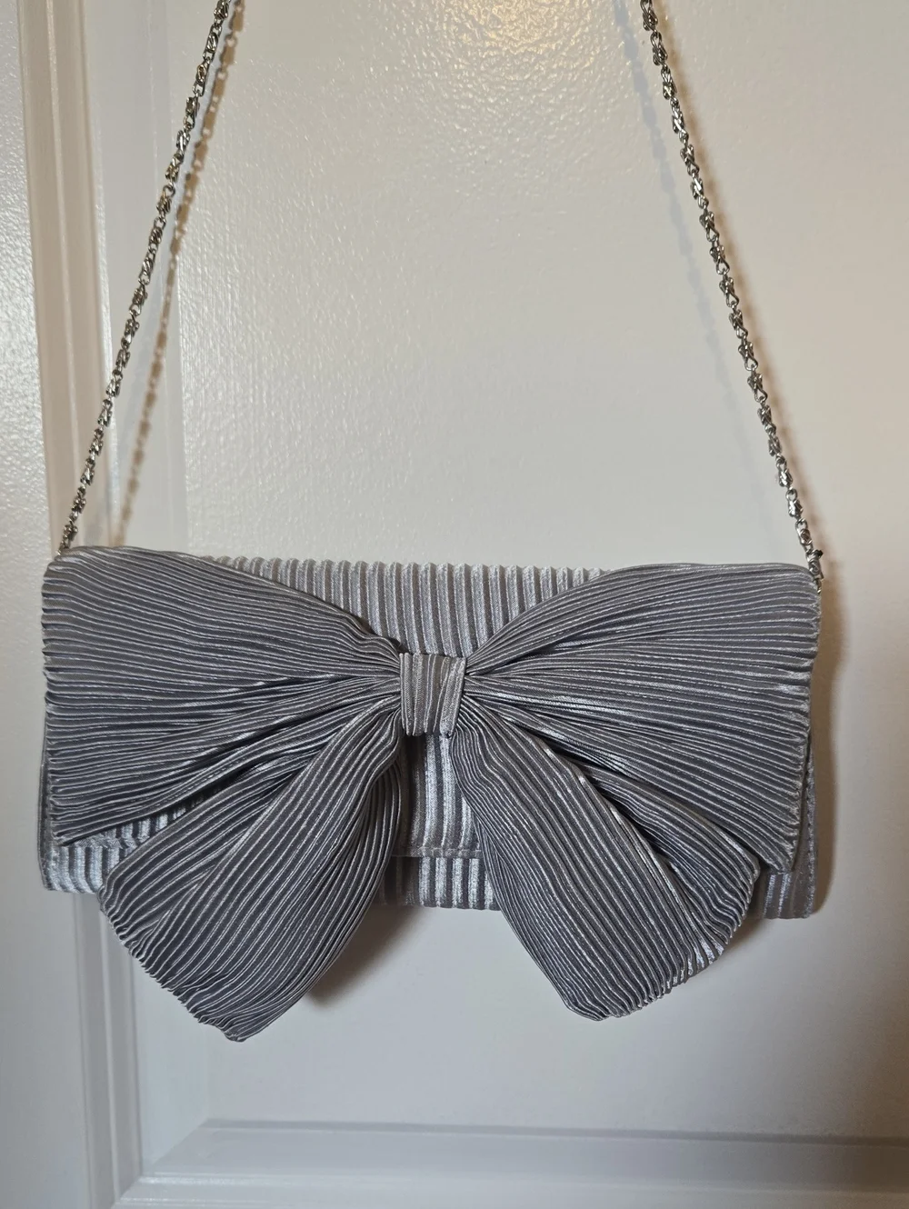 Vintage Bijoux Terner Elegant Silver Bow Evening Clutch Shoulder Bag