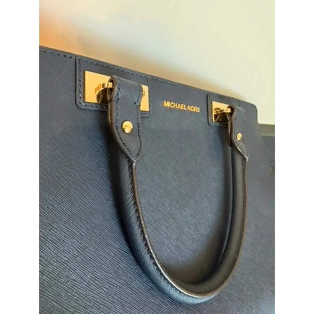 MICHAEL Michael Kors command room