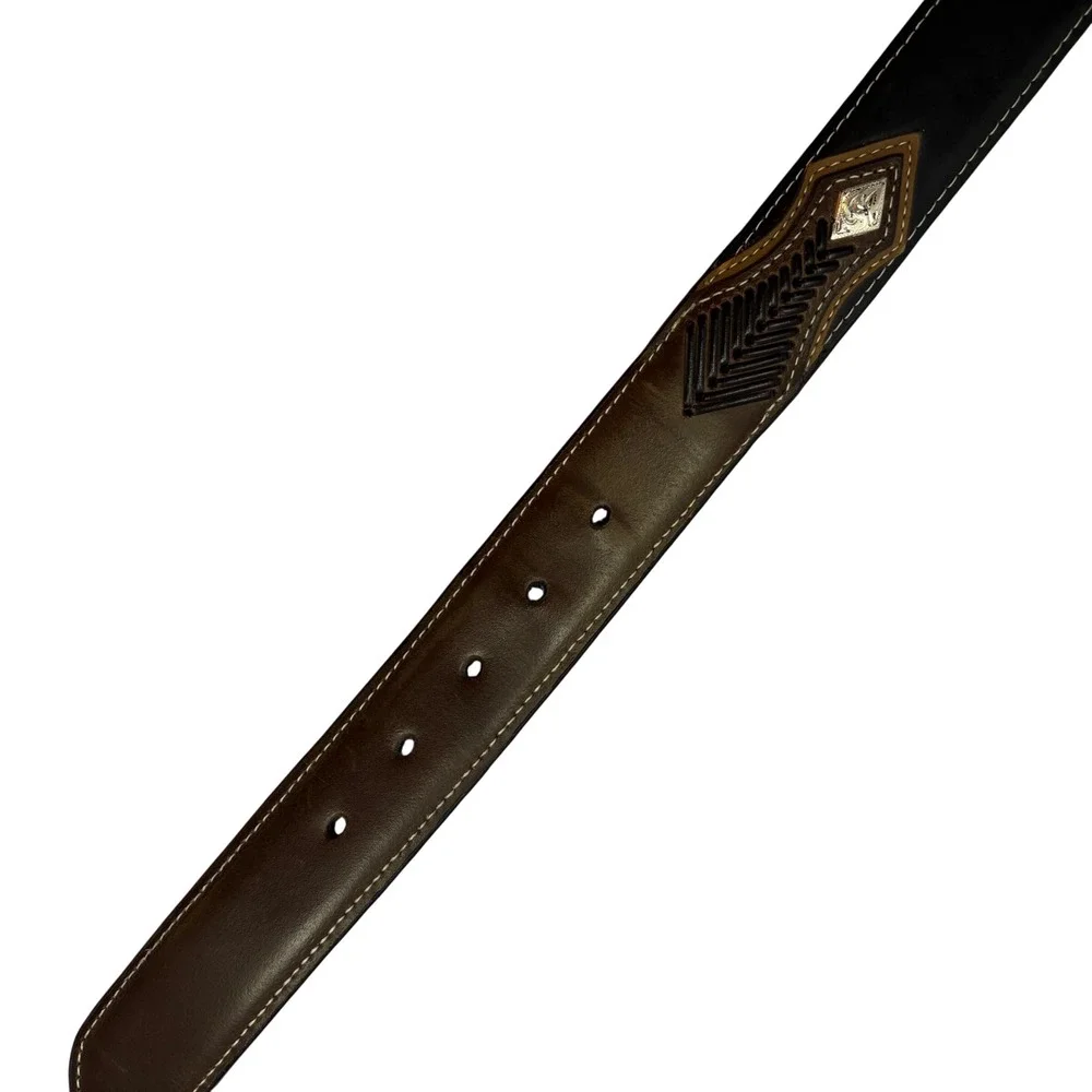 N/A measurements or topstitching