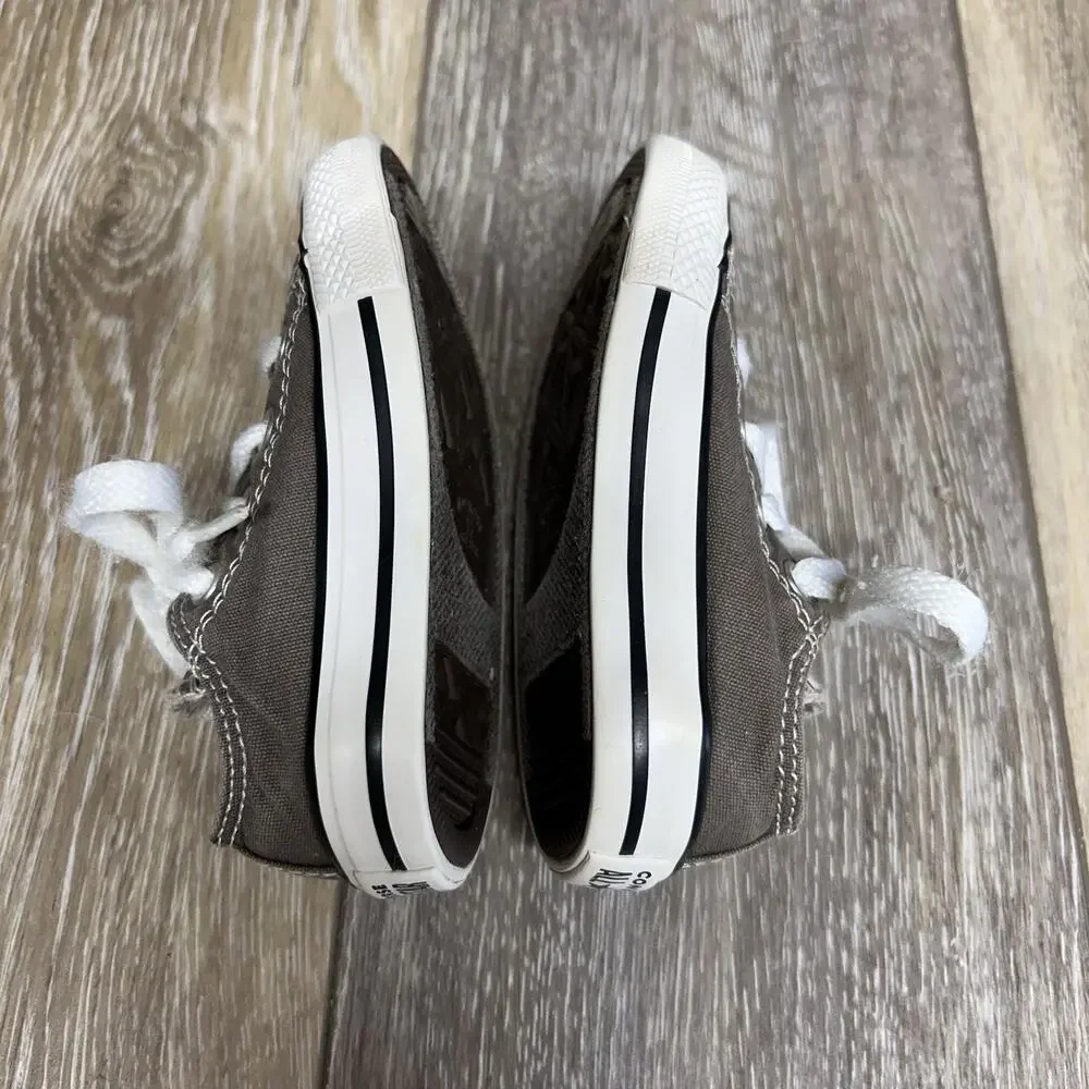 Converse previously owned