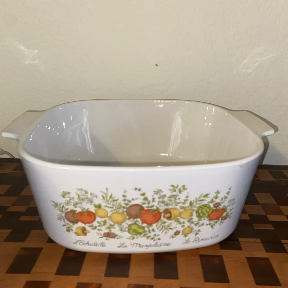 Corningware vintage pyrex