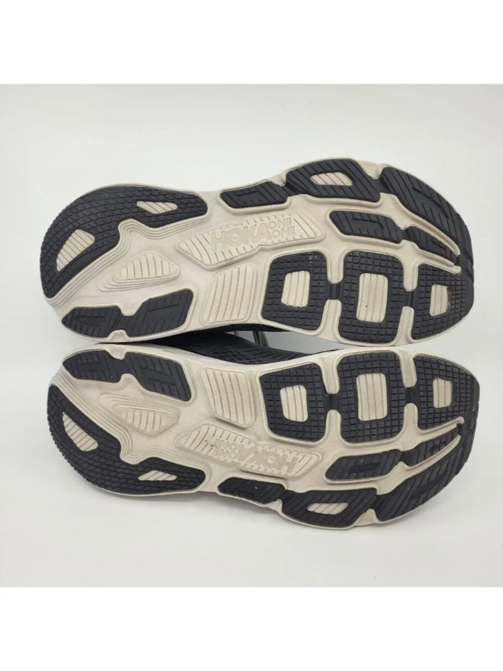 HOKA Bondi 7 Men's Size 11.5 2E Wide Gray Running Shoes NICE & CLEAN