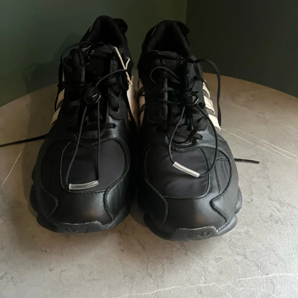adidas Originals new without