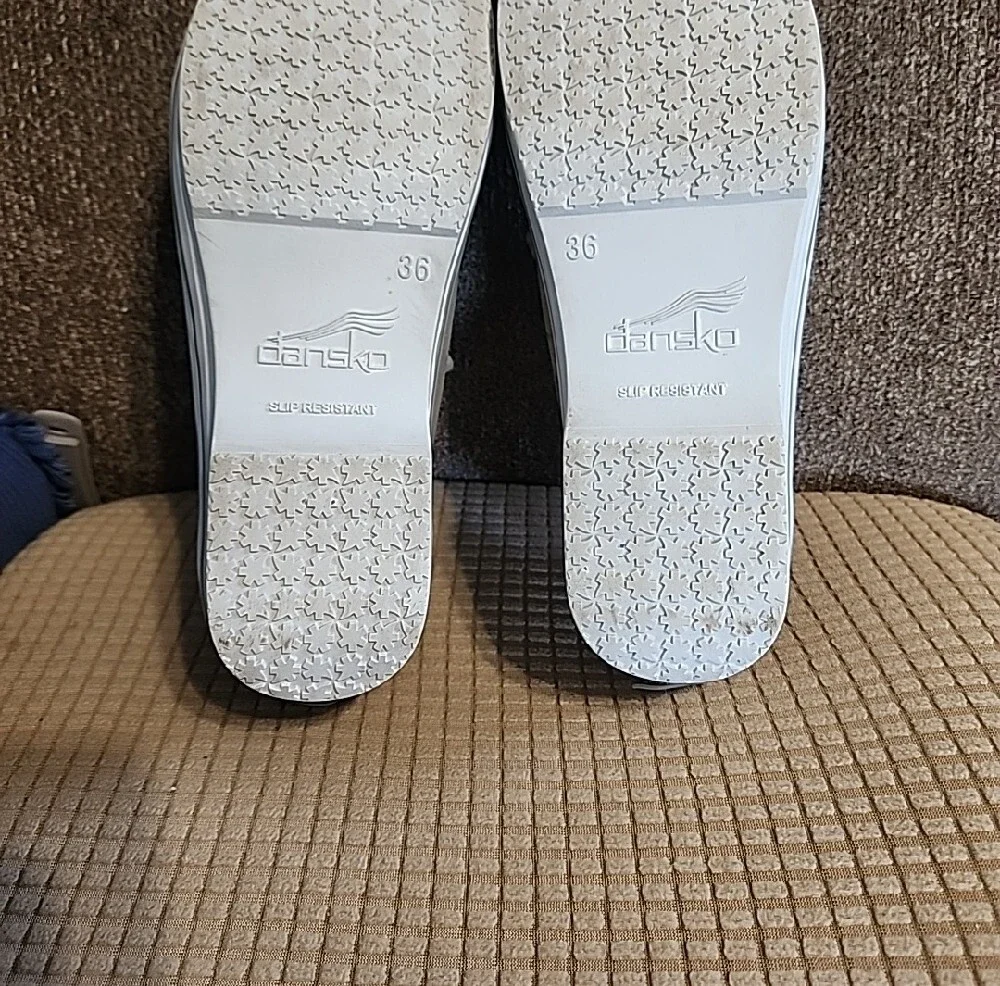 Dansko comfortable sneakers
