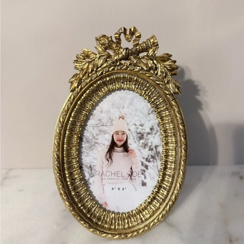 Rachel Zoe enhance your