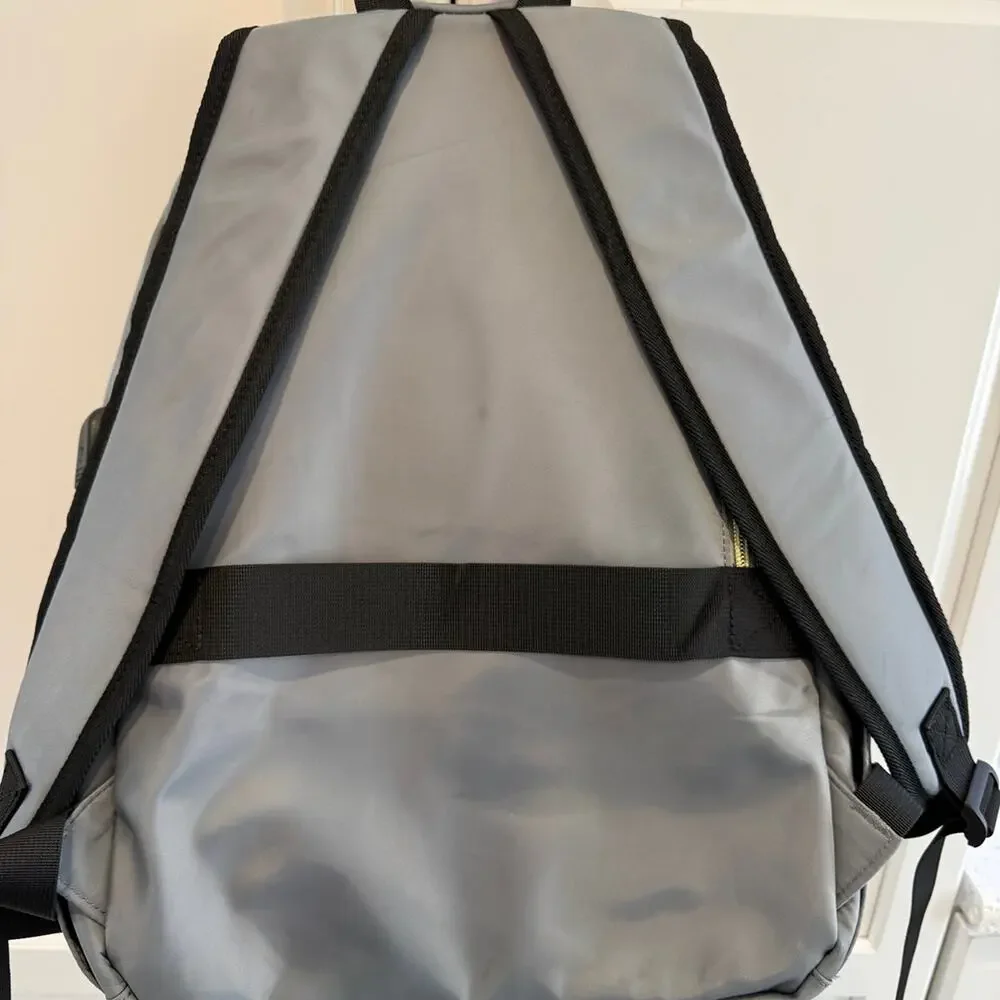 Lovevook fits backpacks