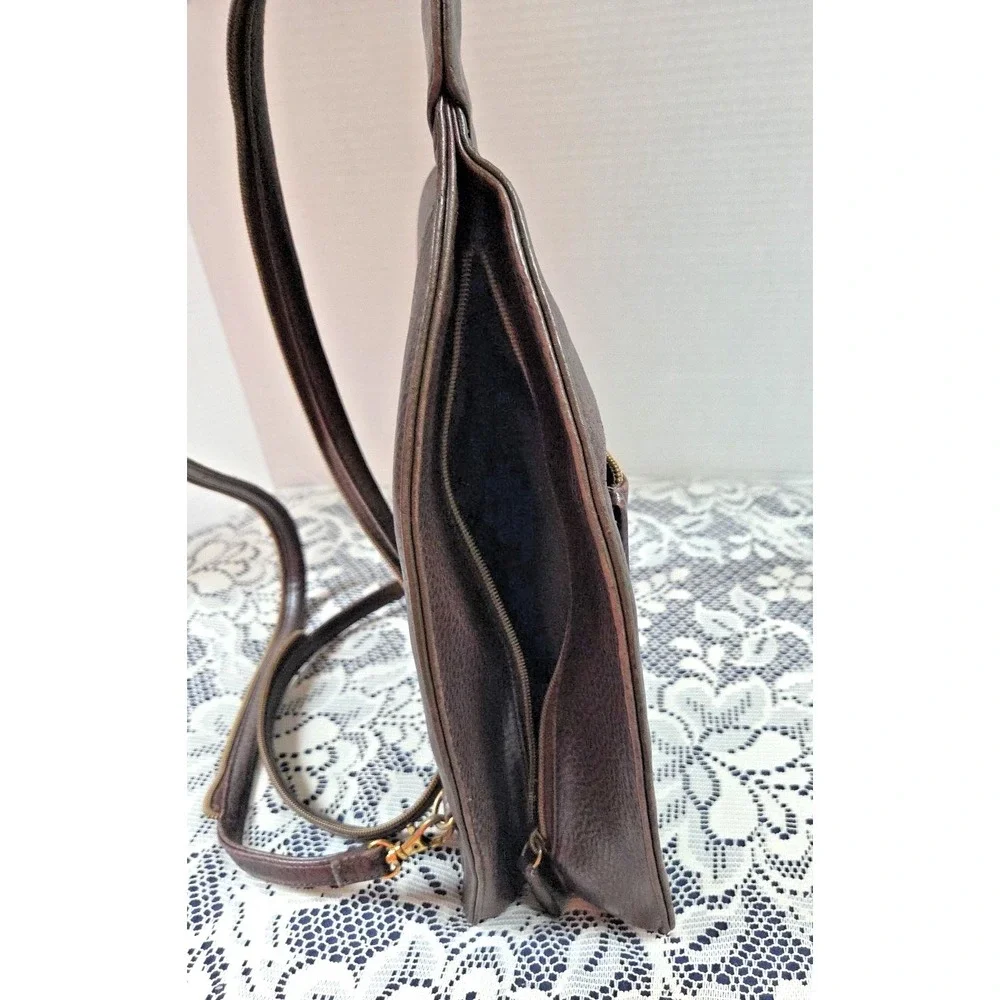 Relic Fossil Backpack/Purse‎ Brown Leather Zippered Pockets Adjustable Straps