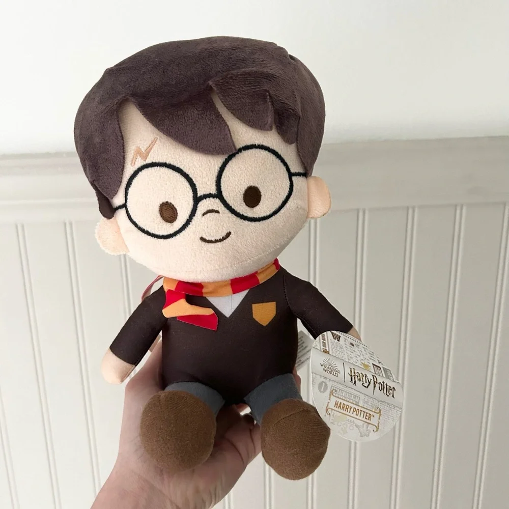 ⭐️ NEW Harry Potter 9” Plush Toy Collectible