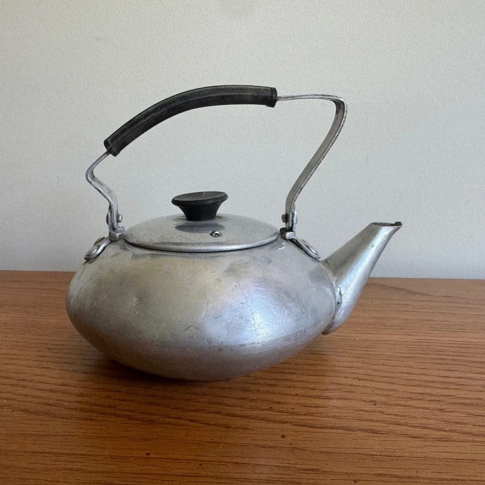 Japanese Weekend decor teapot living