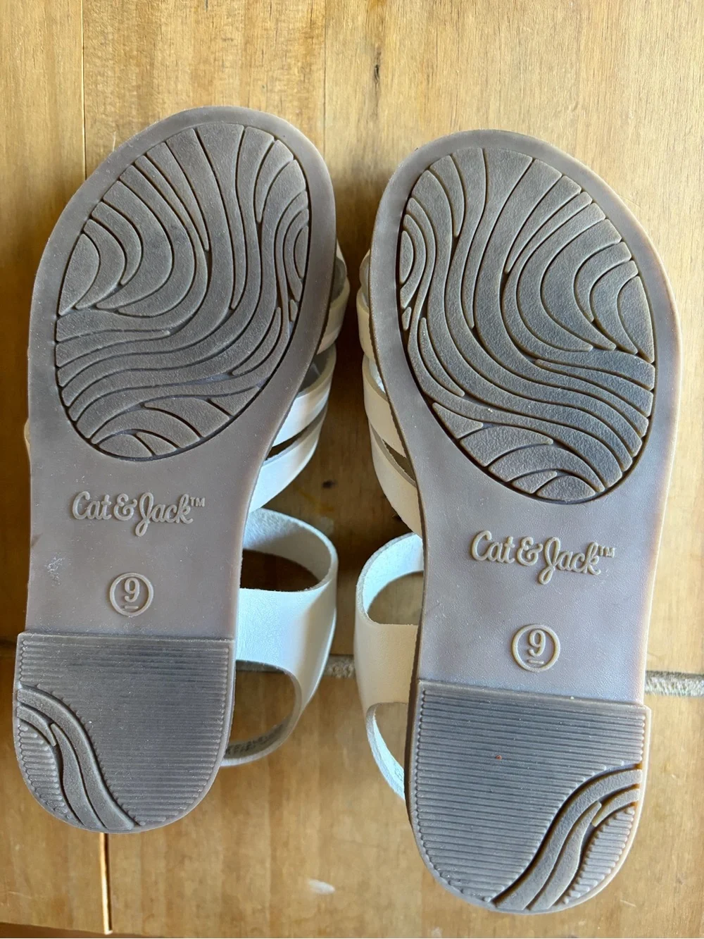 Cat & Jack adjustable closure footbed
