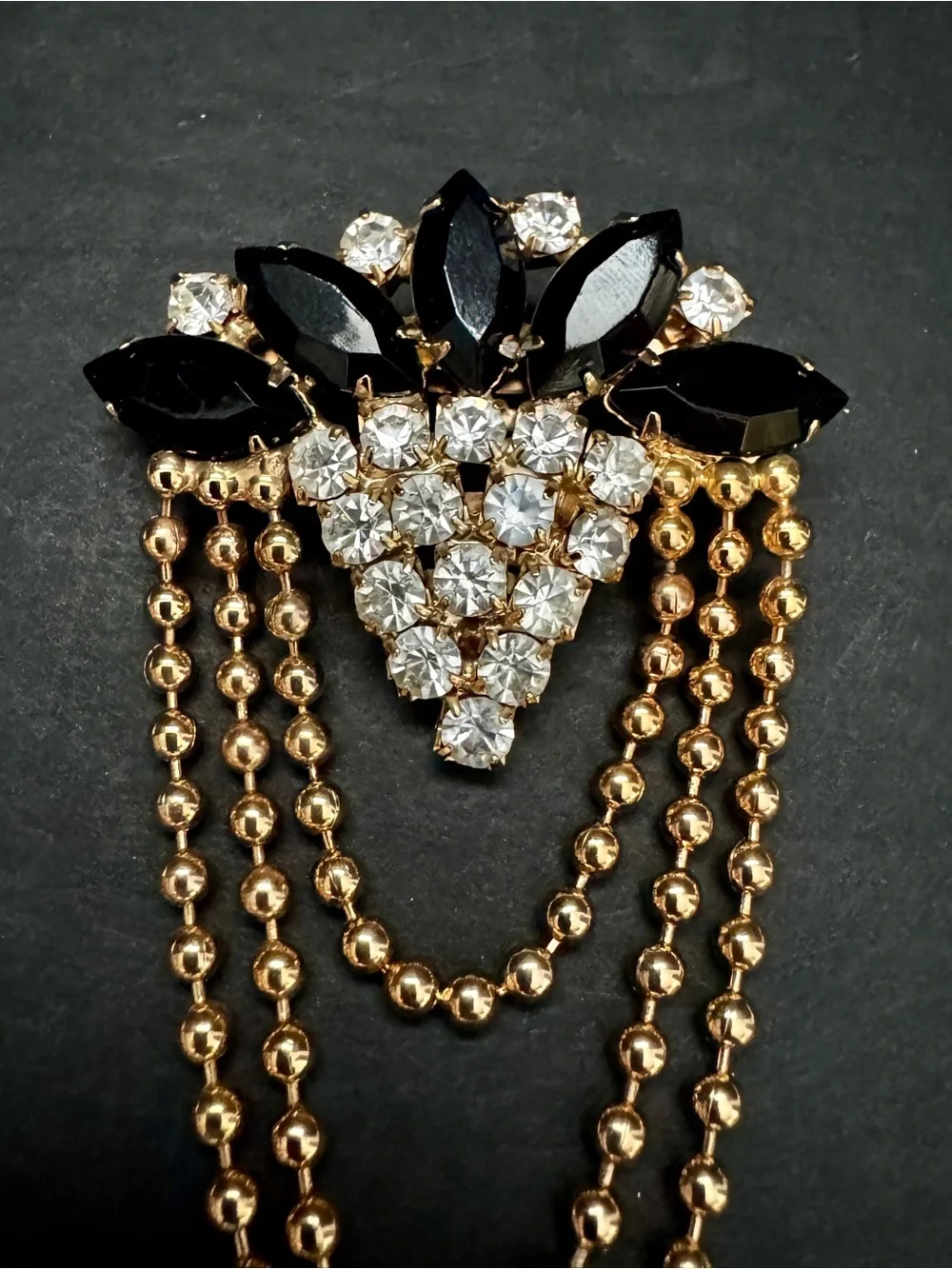 N/A elegant gold