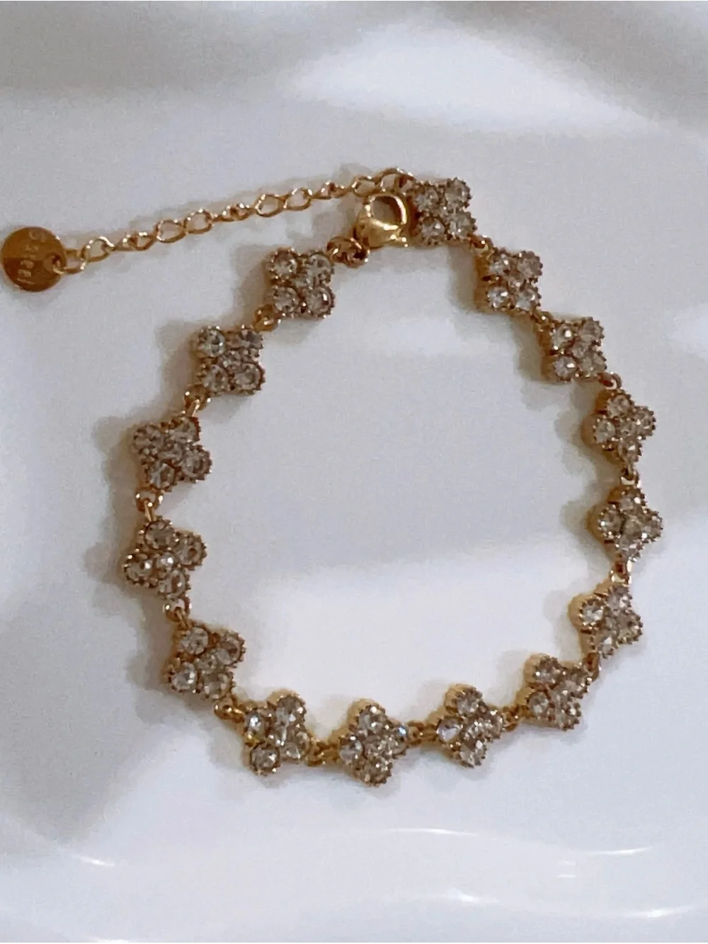 Stainless steel Four-Leaf Floral Crystal Bracelet - Elegant Women’s Jewelry