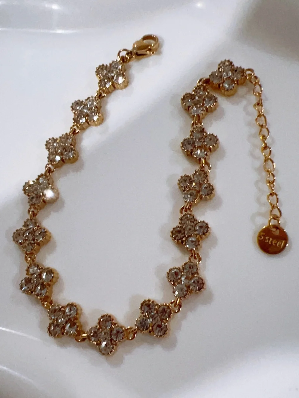 Stainless steel Four-Leaf Floral Crystal Bracelet - Elegant Women’s Jewelry