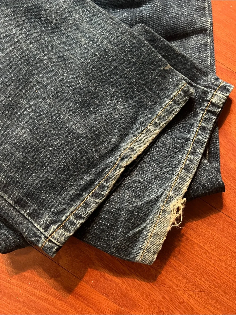 Tommy Hilfiger contrasting signature label