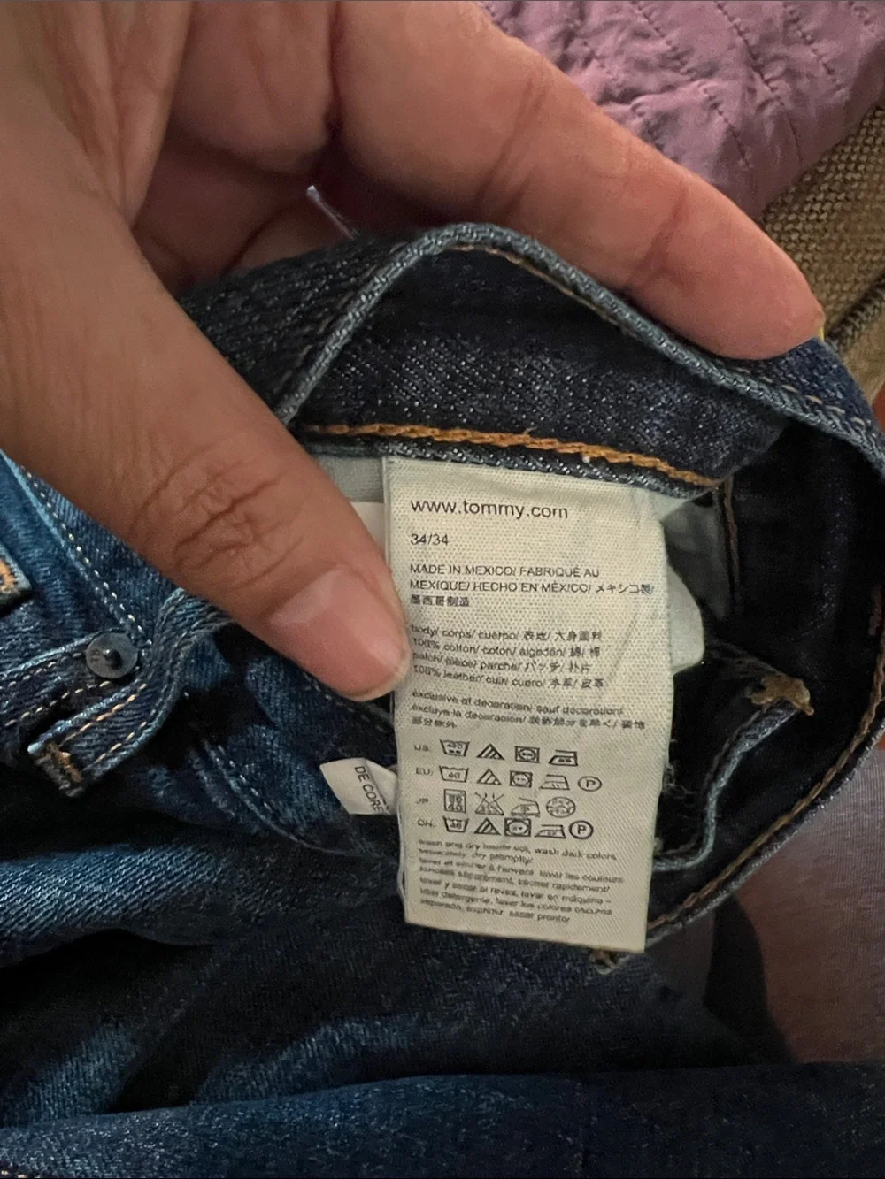 Tommy Hilfiger tone label contrasting