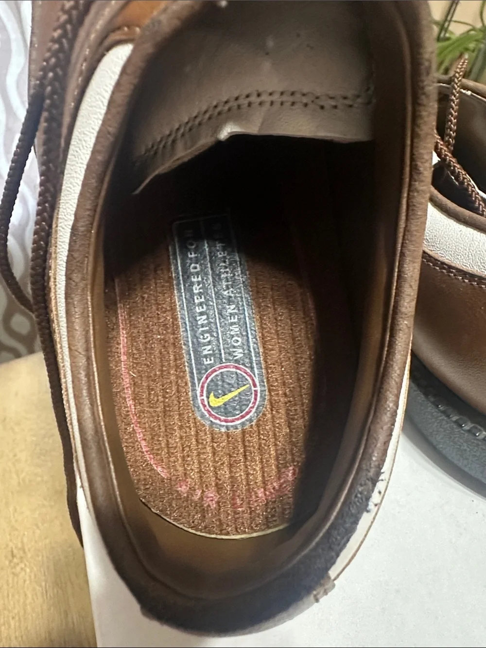 Nike Women's Golf Two-Tone Brown and White Leather Oxfords