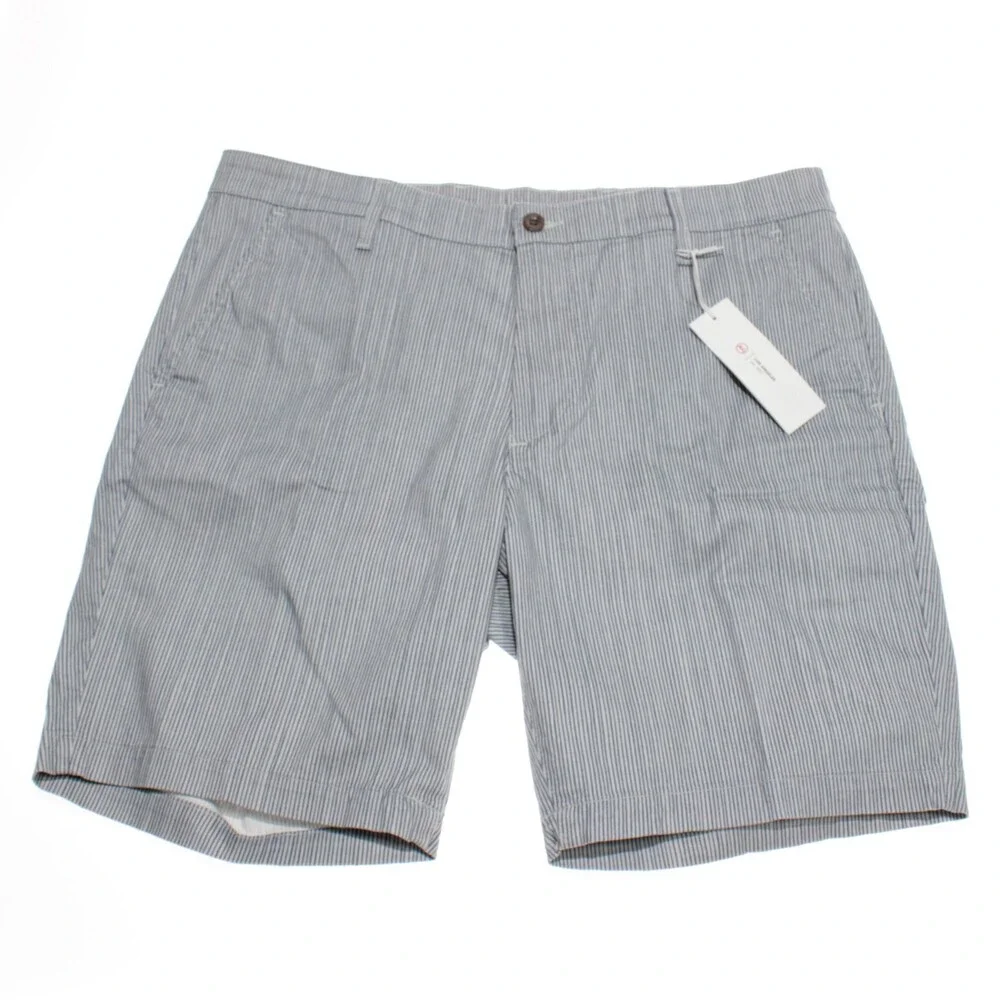 AG Adriano Goldschmied NWT Wanderer Slim Trouser Shorts Size 36 US Blue Stripes