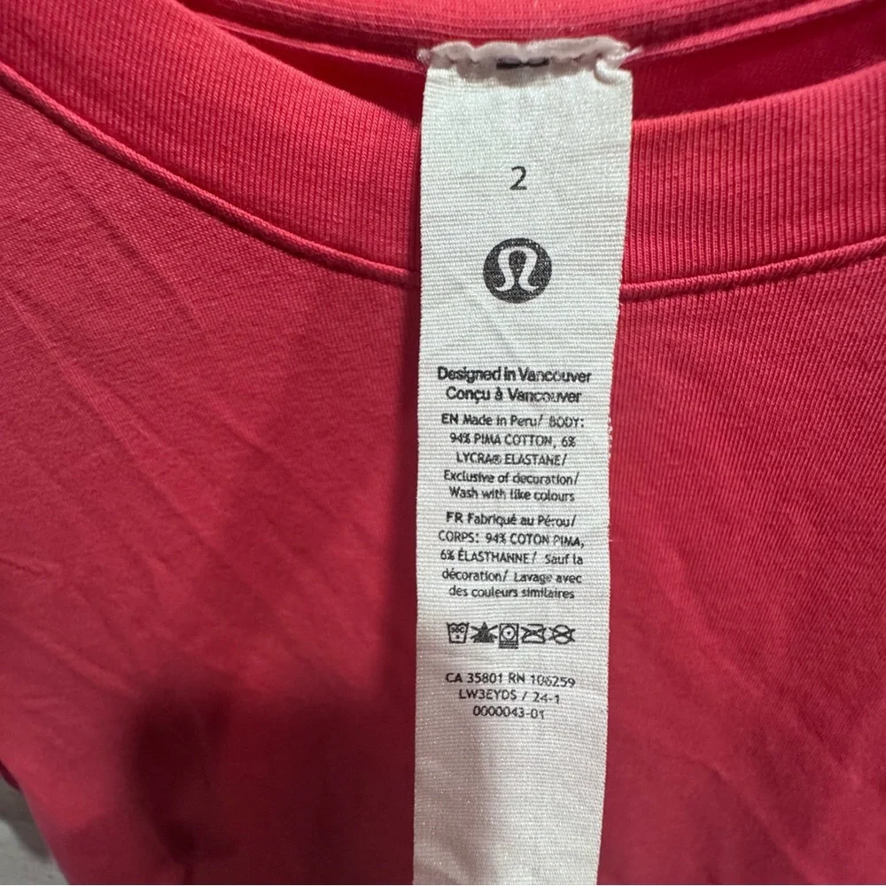 Lululemon Love Crew Short Sleeve T-Shirt in Love Red Sz 2