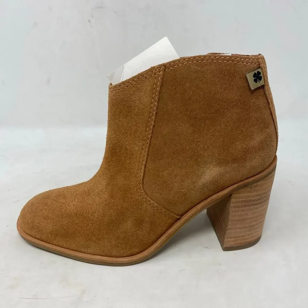 Lucky Brand step out