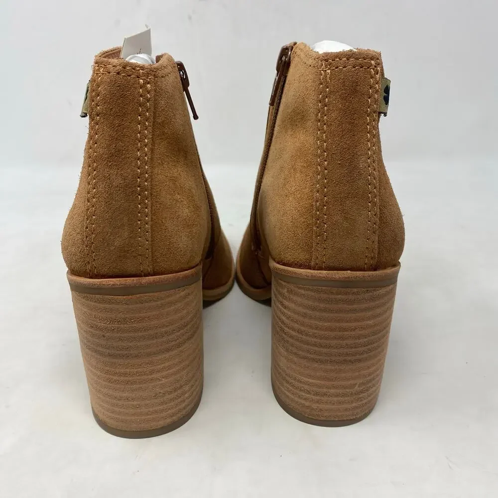 Lucky Brand step out