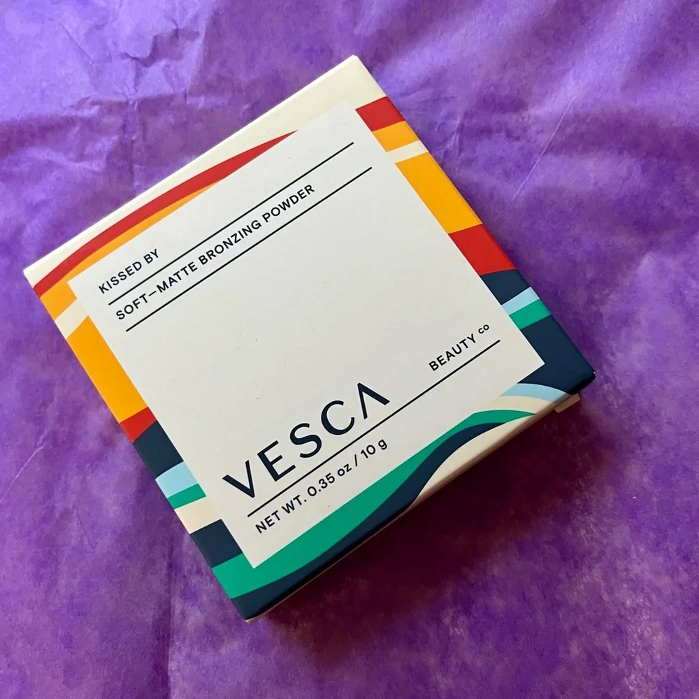 Soft-Matte Bronzing Powder by Vesca in Kissed By Diani- Medium Golden Undertone