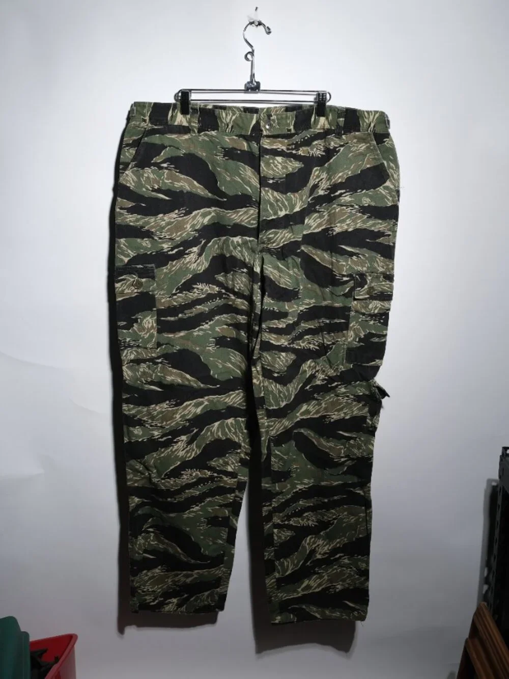 Vintage 1988 Tiger Stripe Products Camo Vietnam Pants (X-Large)