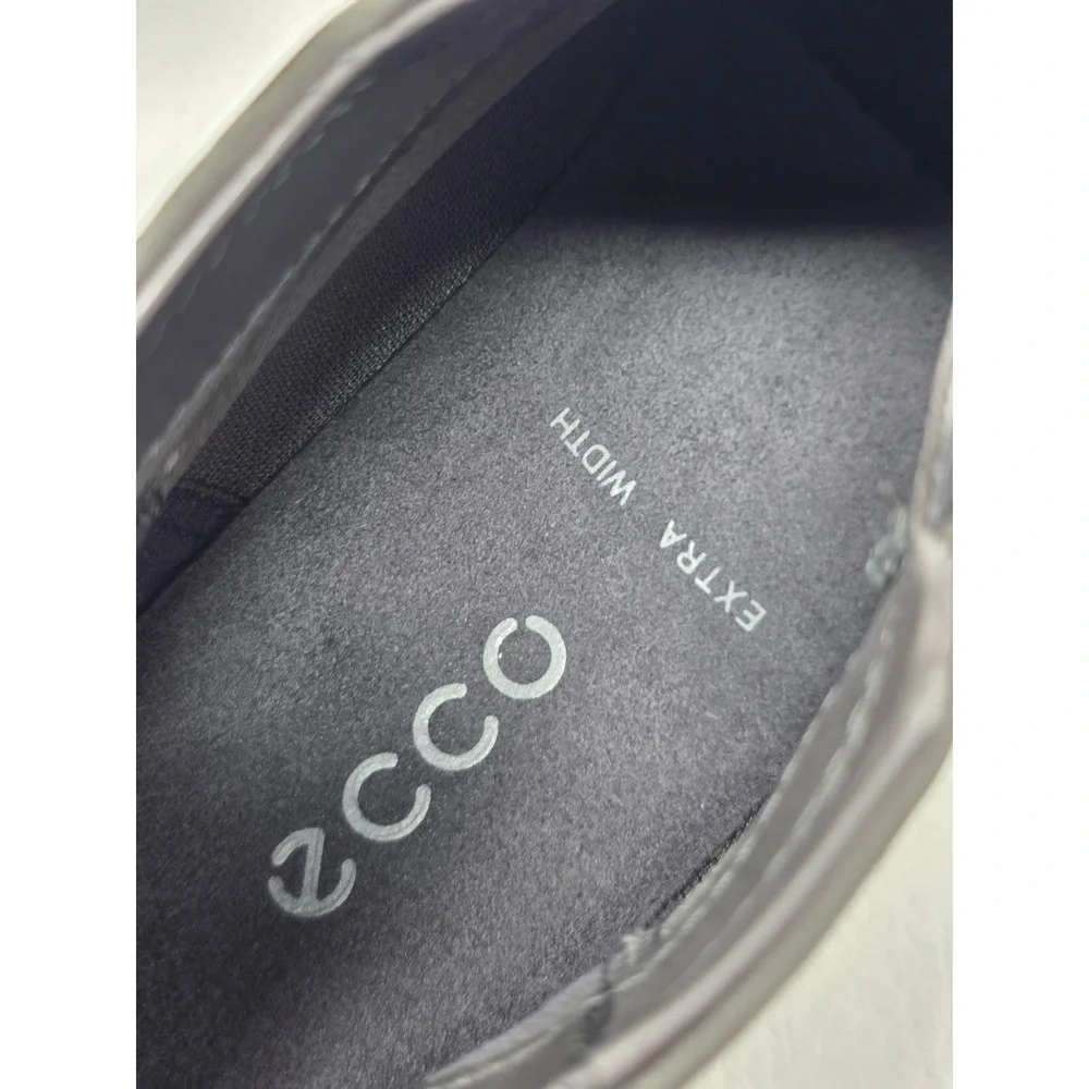 Ecco boots heel travel