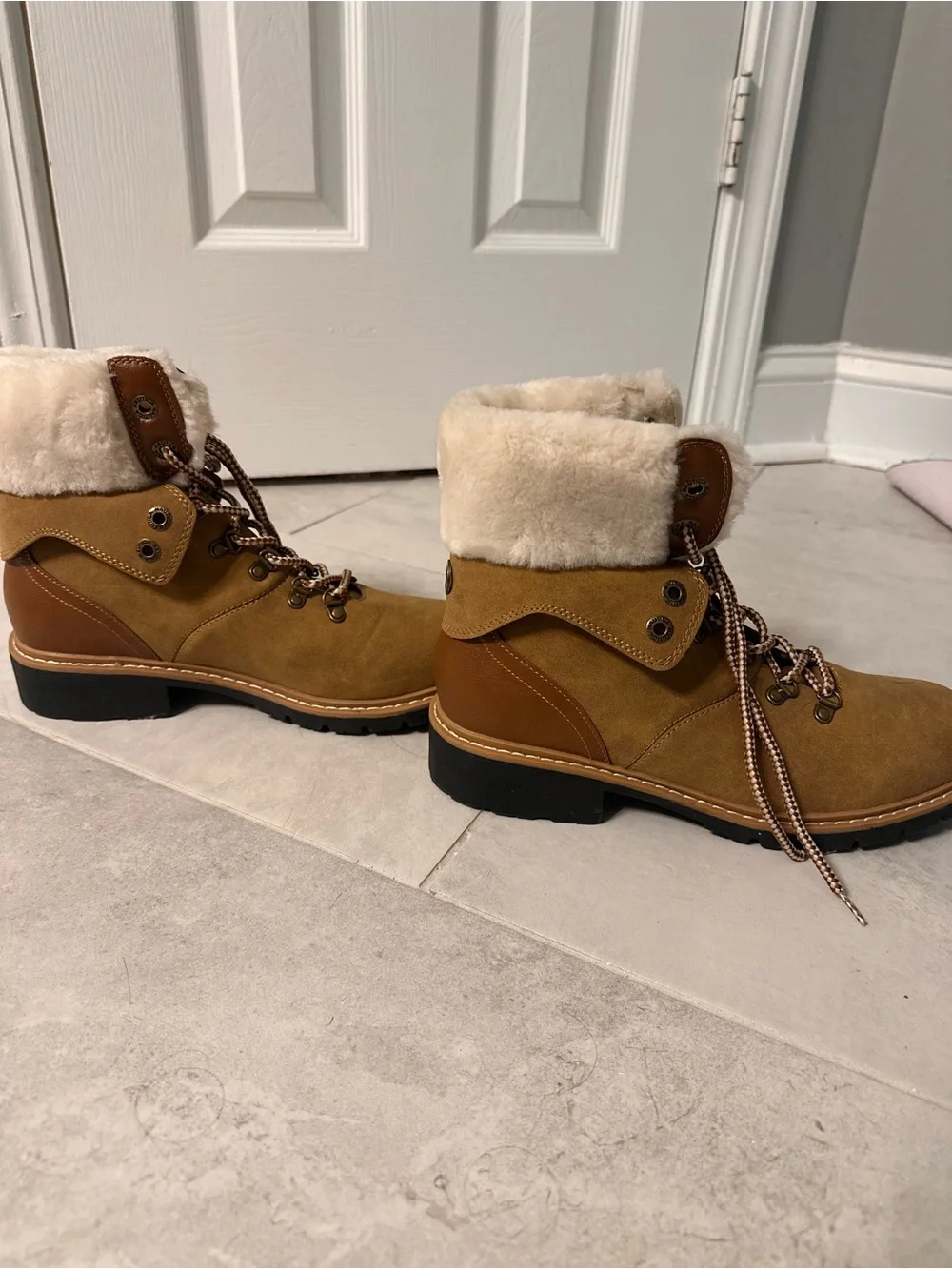 Nautica women lace