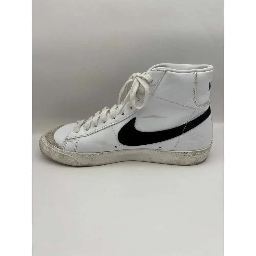 Nike blazer mid