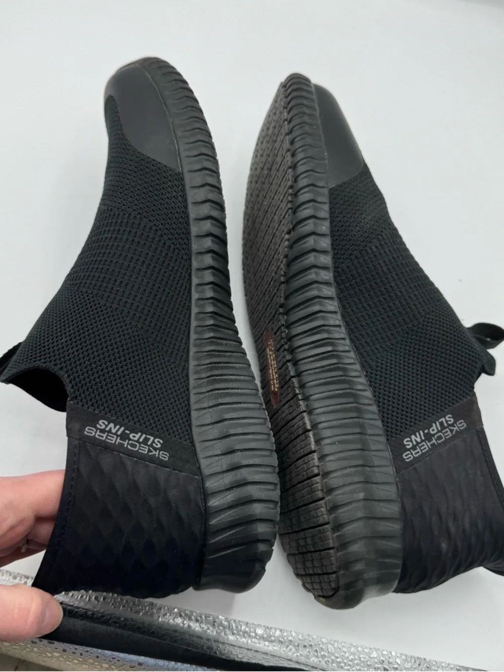 Skechers gently used