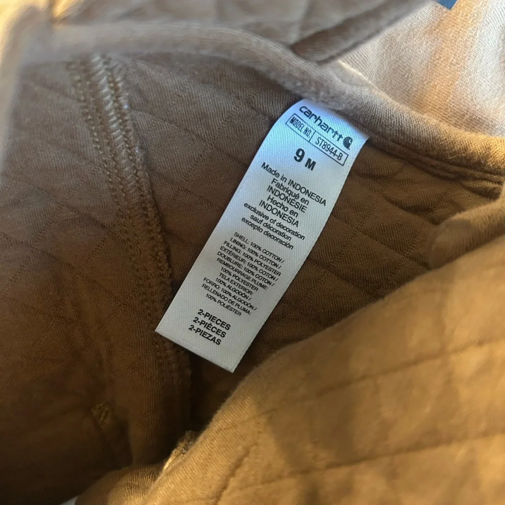 Carhartt durable quilted