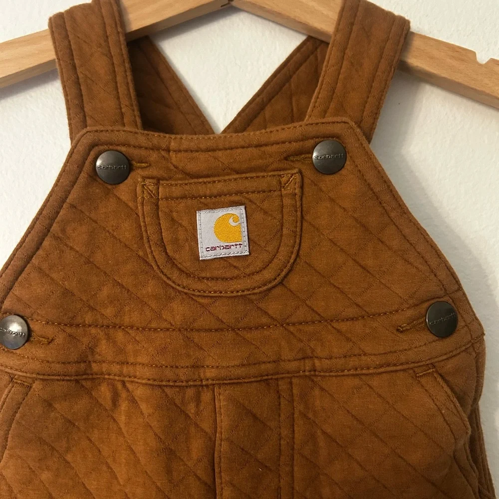Carhartt durable quilted