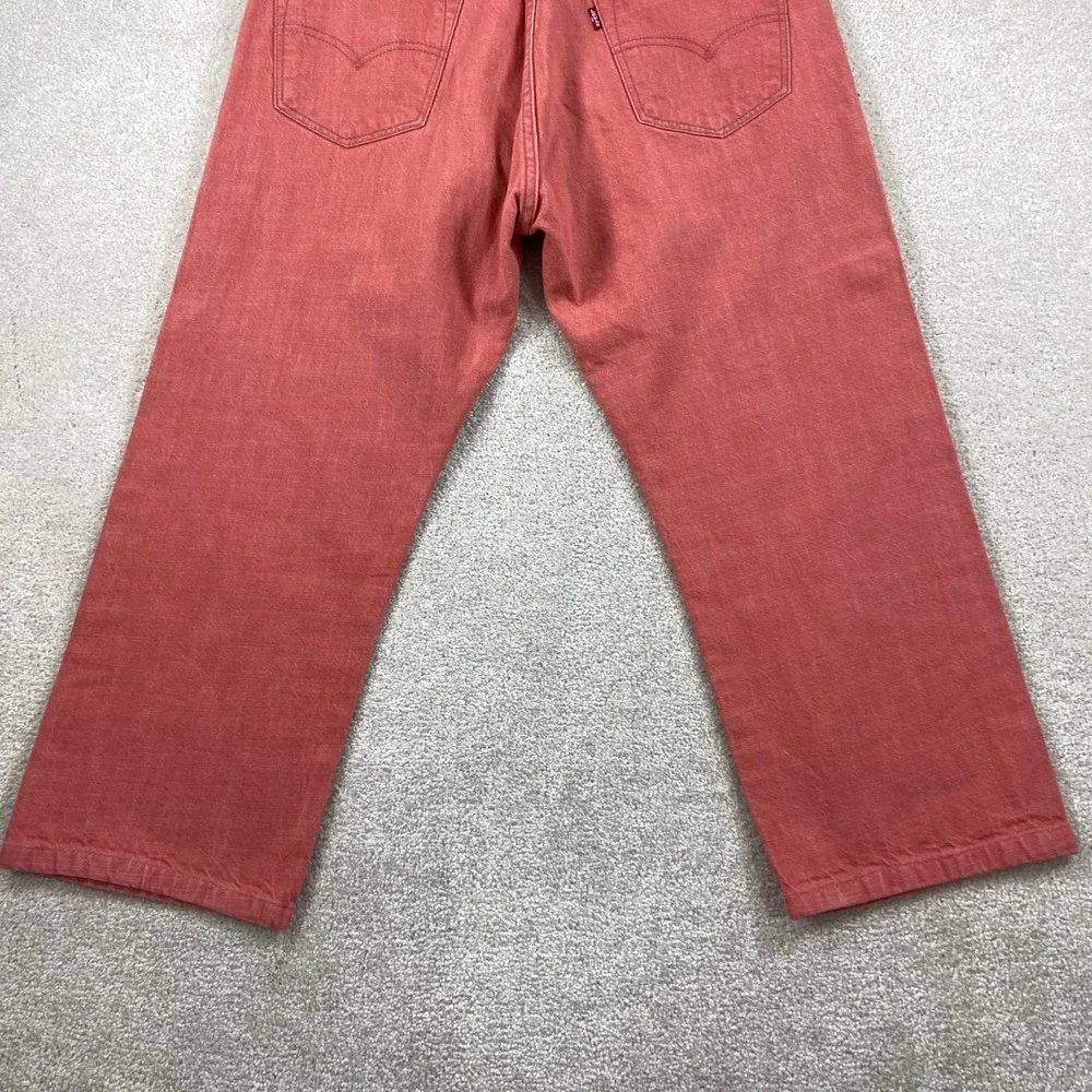 Levis measurements waist