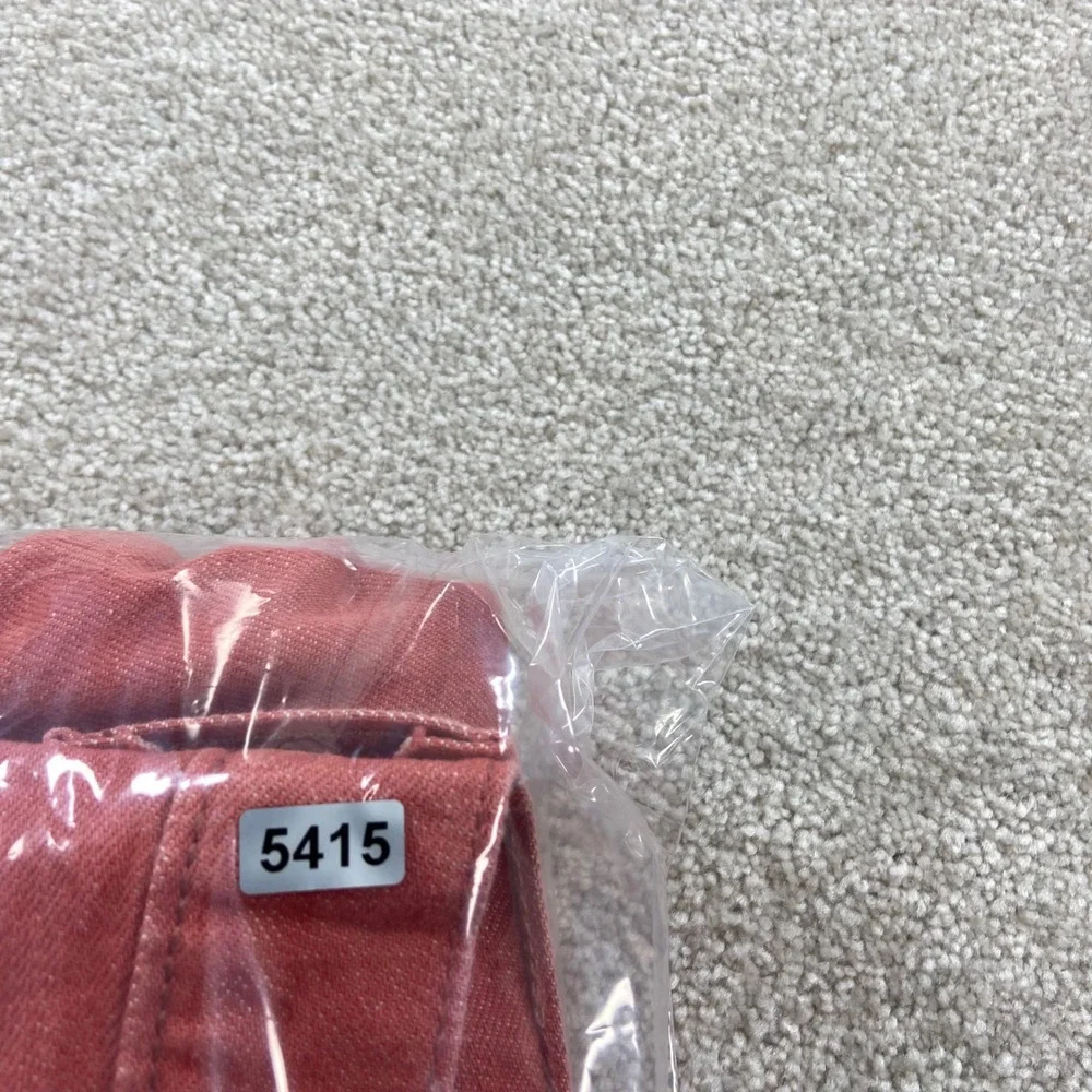 Levis measurements waist
