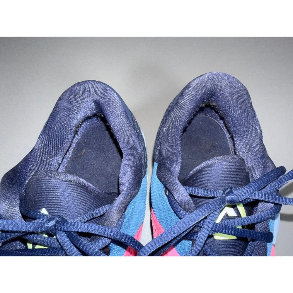Nike product pair