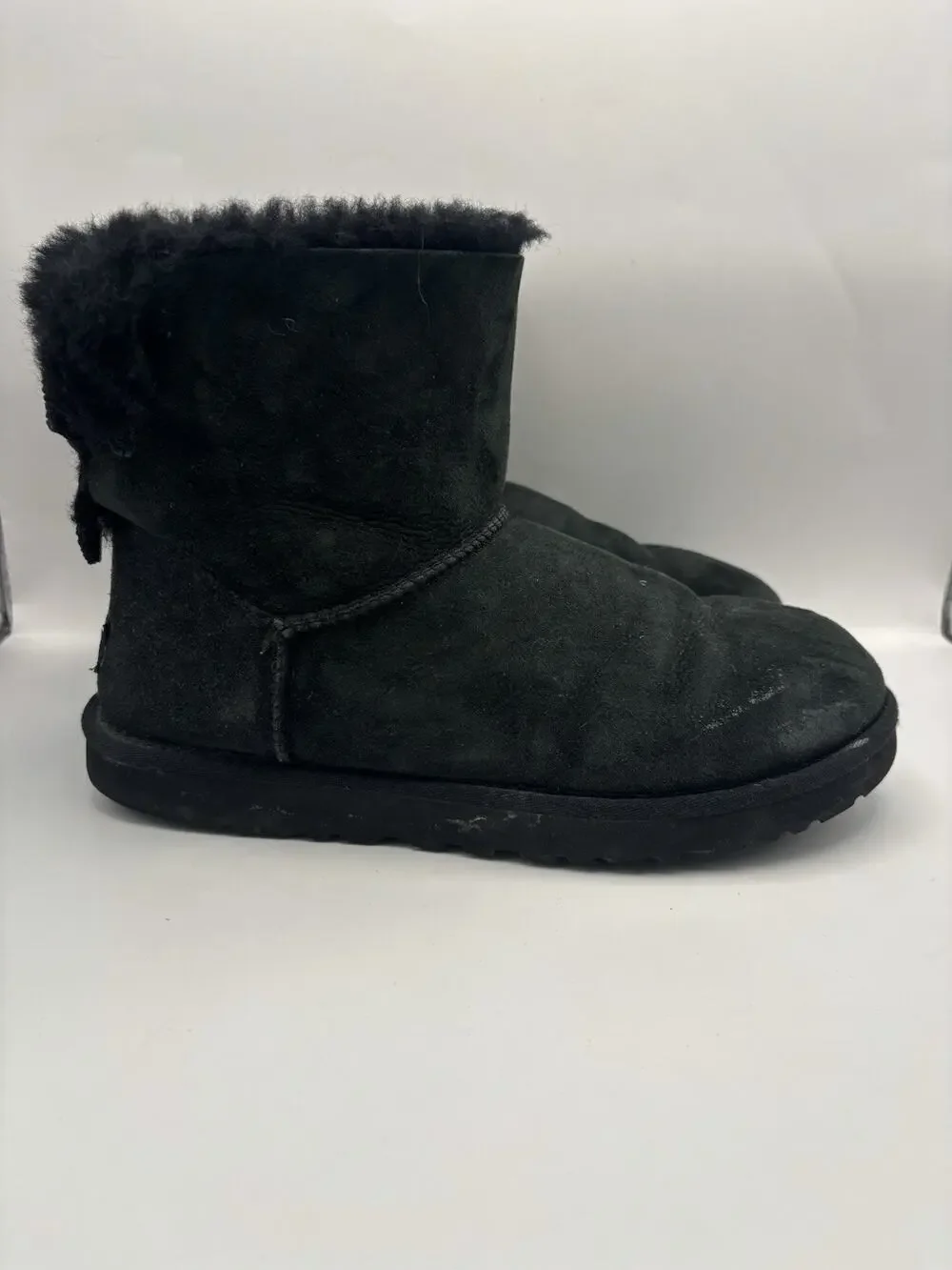 Ugg Mini Bailey Bow II Black Boots Women Size 9