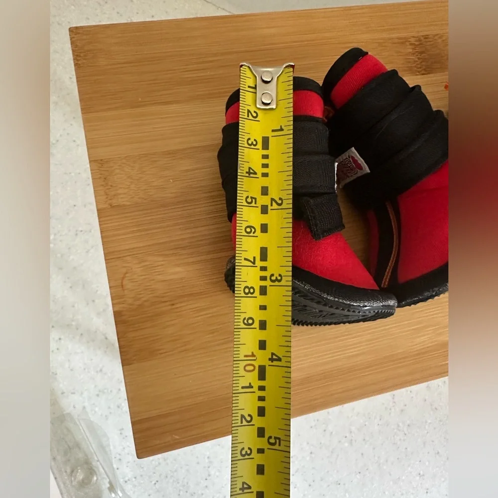 Kong durable neoprene