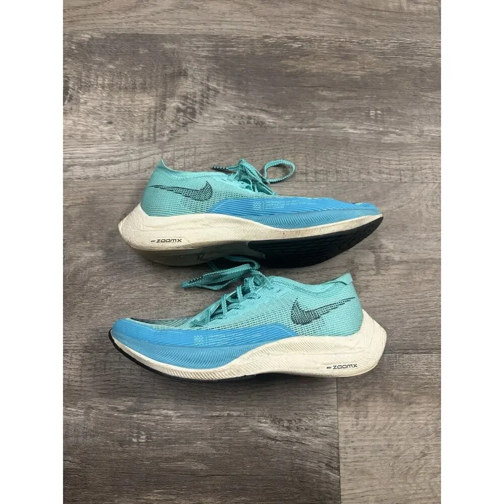 Nike usps vaporfly pre