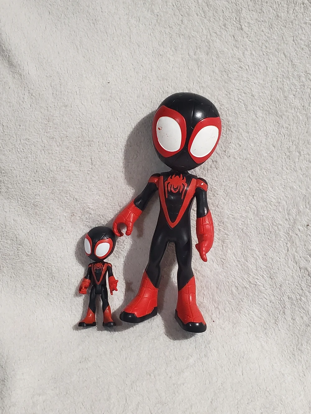 Marvel Red and Black Spider Hero Duo Action Figures