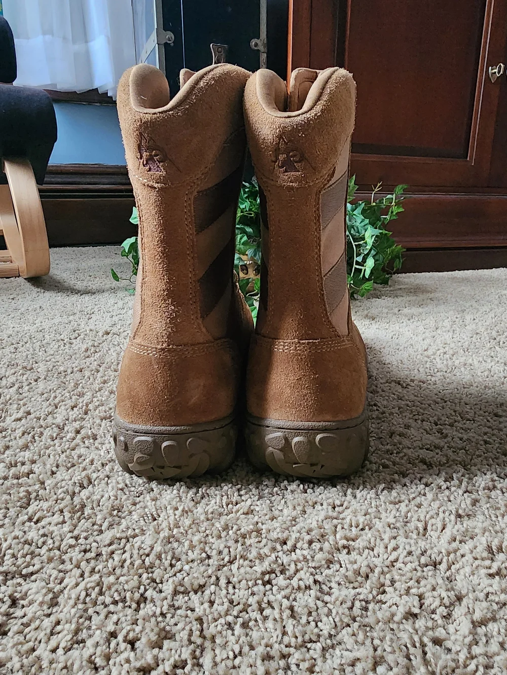 Rocky Men's S2V Leather Tactical Boots in Tan- DA PAM 670-1 Compliant