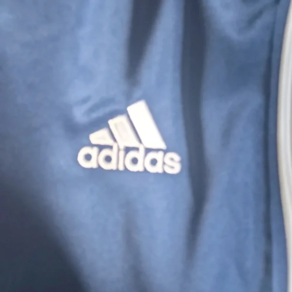adidas lightweight performance