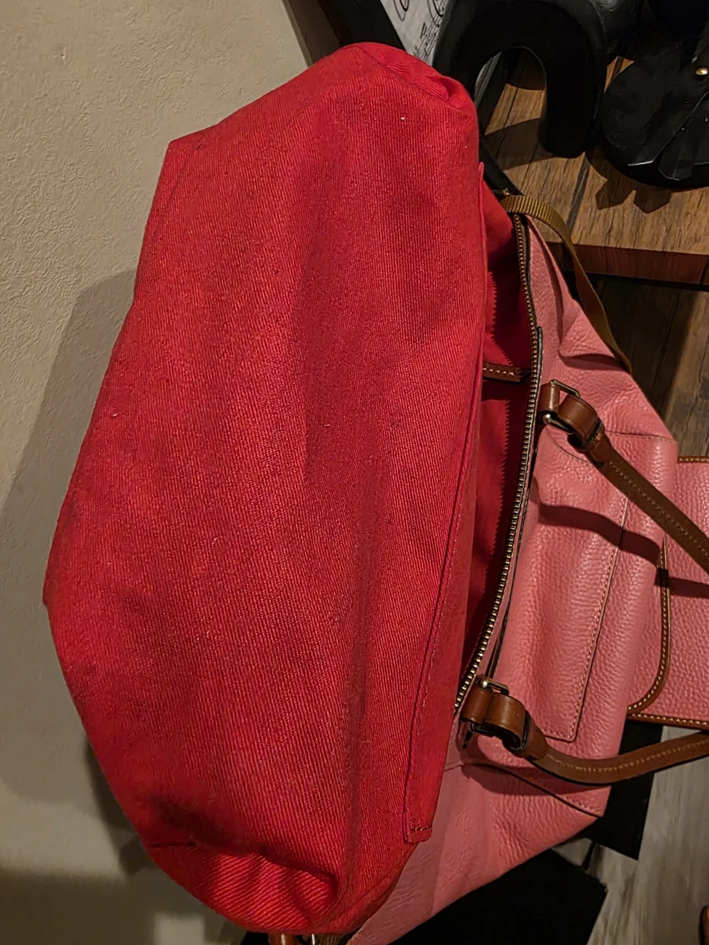 Dooney & Bourke stylish pink
