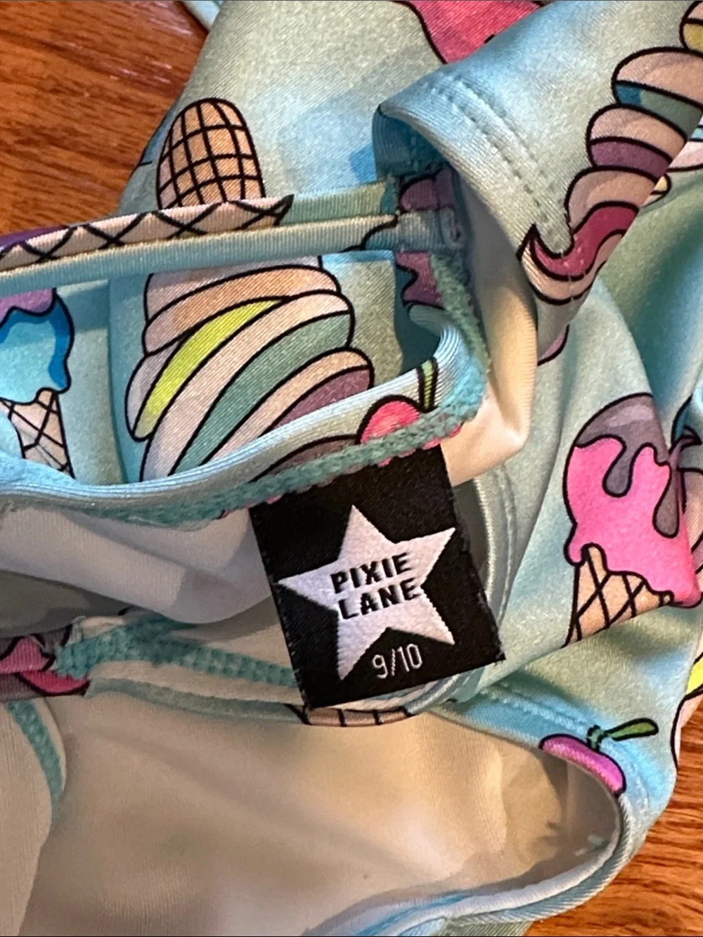 Pixielane never worn