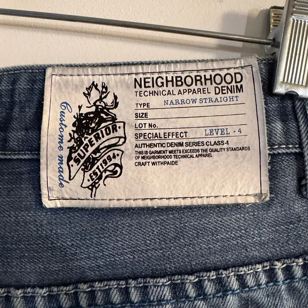 Neighborhood Men’s Narrow Straight Selvage Denim Jean SZ 32 Embroidered Grunge